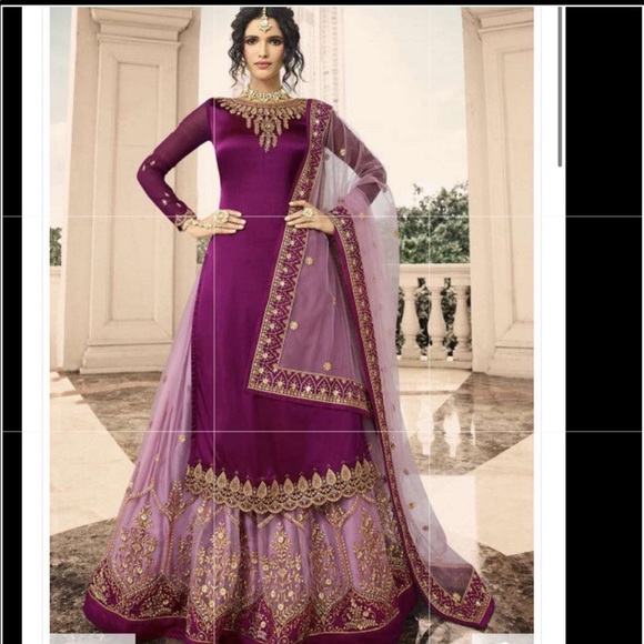 Purple Indian/Pakistani Dress. - Picture 3 of 8